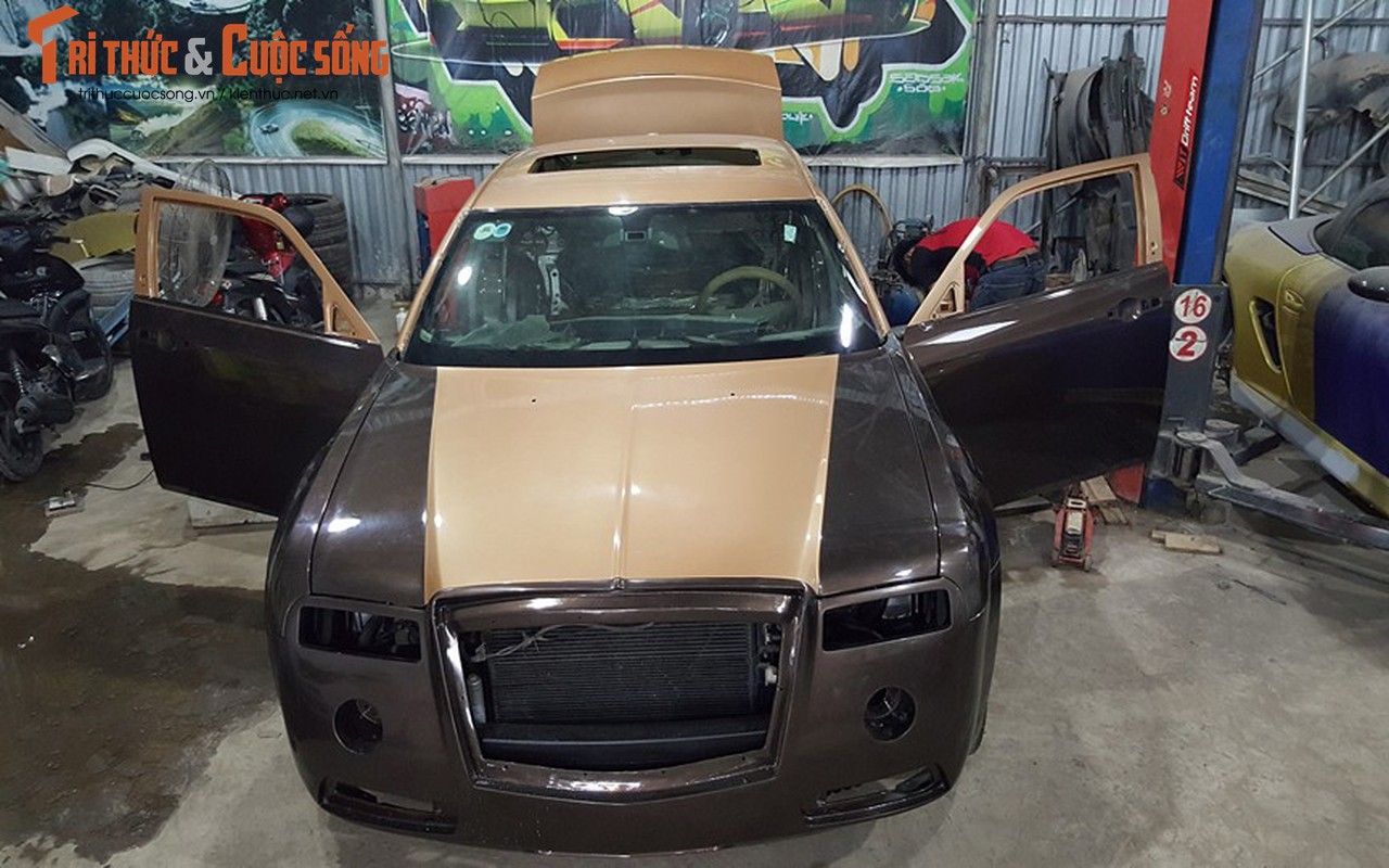 Sieu xe sang Roll-Royce Ghost “made in Viet Nam” gia 300 trieu-Hinh-3